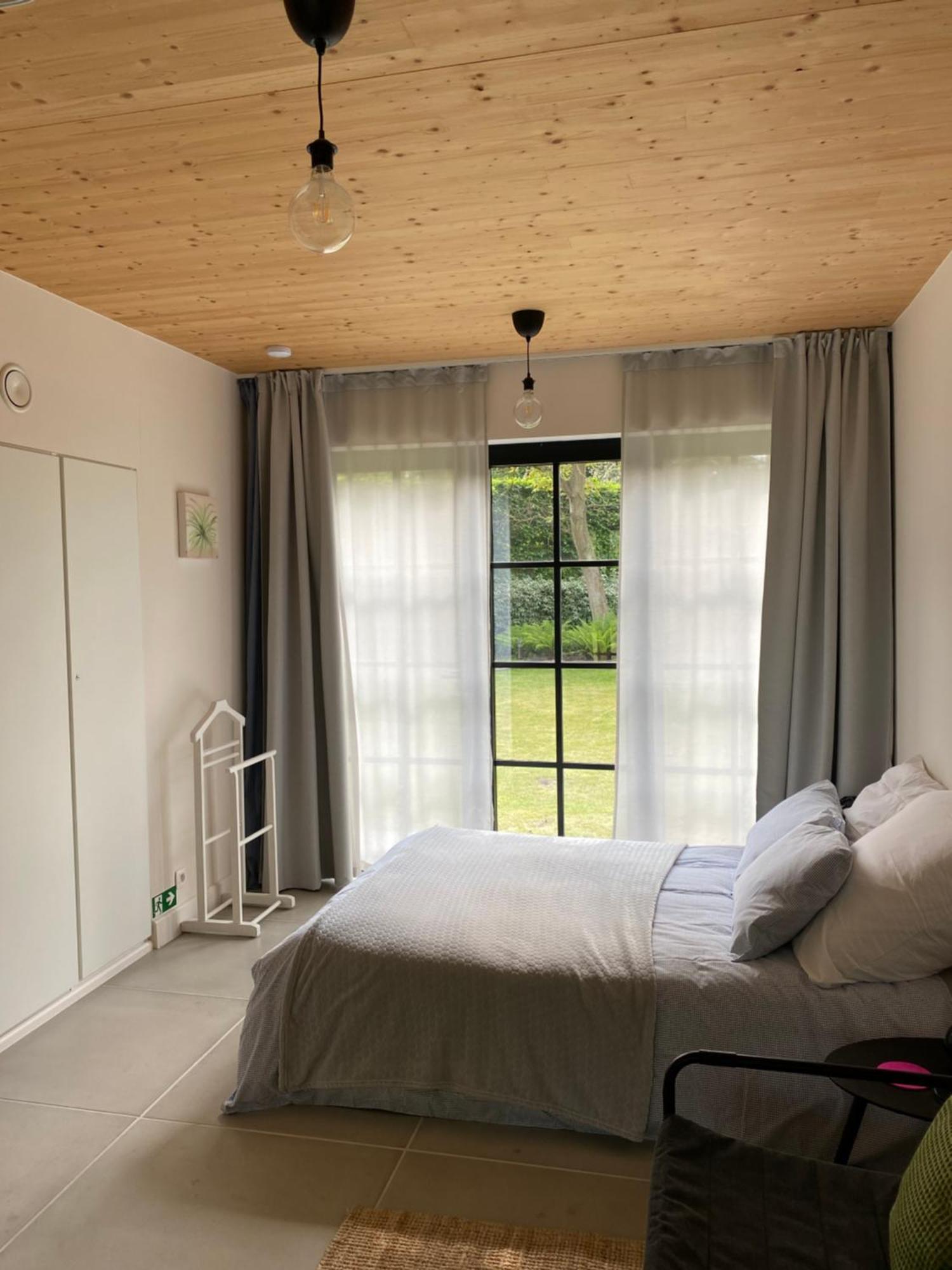 De Graslelie Apartment Schoten Bagian luar foto